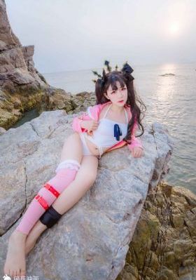 巨大乳沟h晃动双性总受视频一区_BD国语BD在线观看