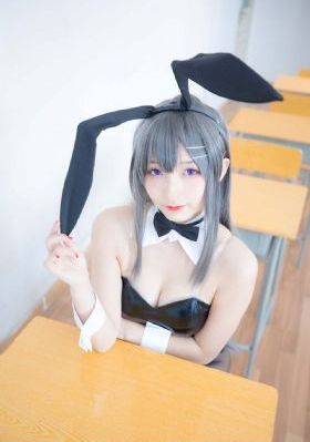 《花容月貌》电影_BD英语电影全集观看